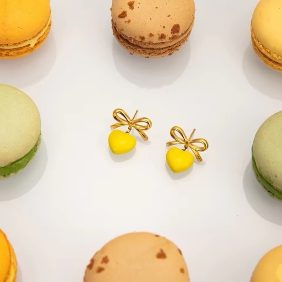 18k Gold Plated Bowknot Yellow Heart Drip Oil Earrings - Picture 2 of 8